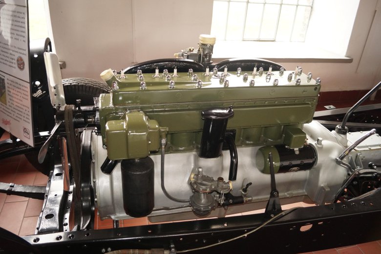 Рядный 8 цилиндровый