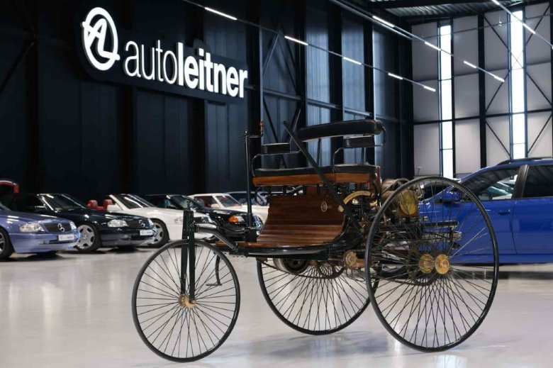 Первый мерседес бенц 1886