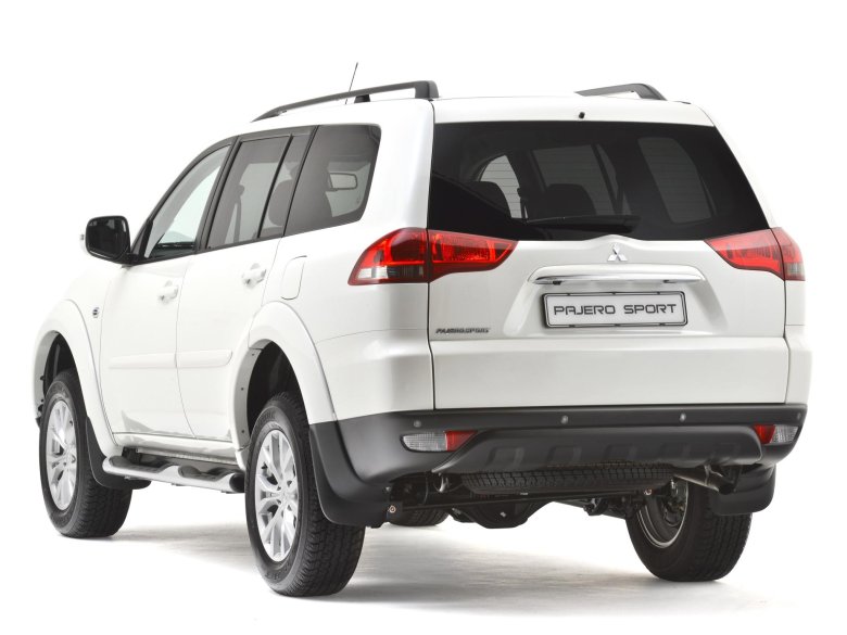 Mitsubishi pajero sport 2014