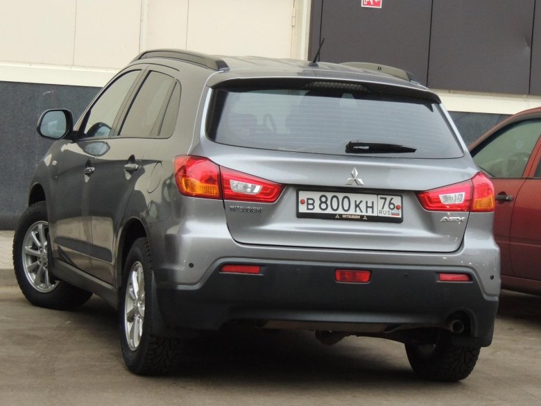 Mitsubishi asx i