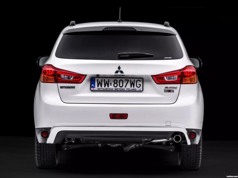 Mitsubishi asx 2013 сзади