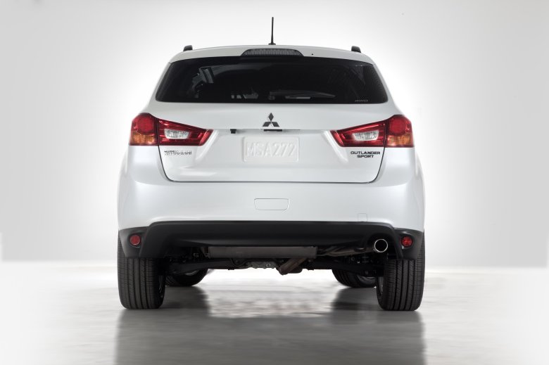 Mitsubishi outlander sport 2013