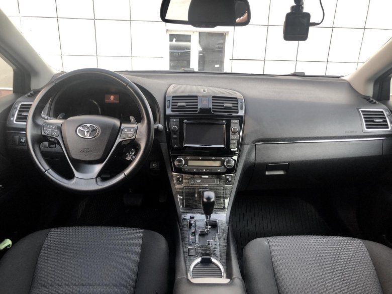 Тойота авенсис 3 поколения рестайлинг