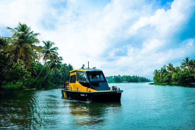 Kerala houseboat