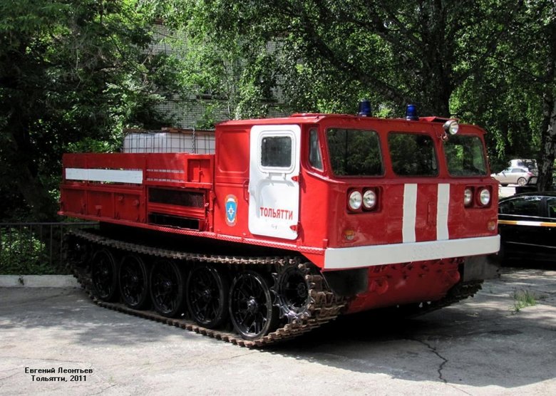 Гусеничный тягач атс-59г