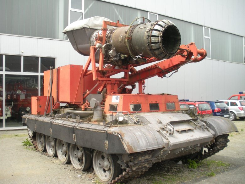 Гусеничная пожарная машина \ импульс-2м