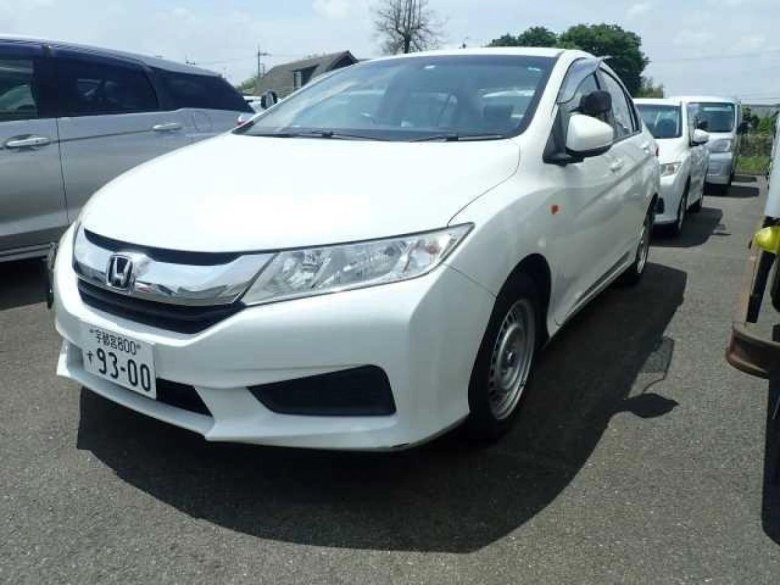 Toyota corolla verso i рестайлинг 2