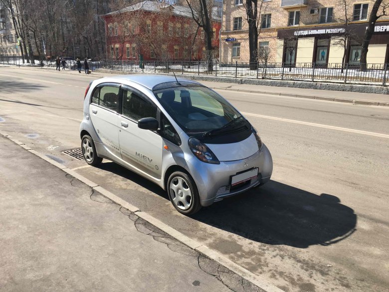 Mitsubishi i 2006 2013