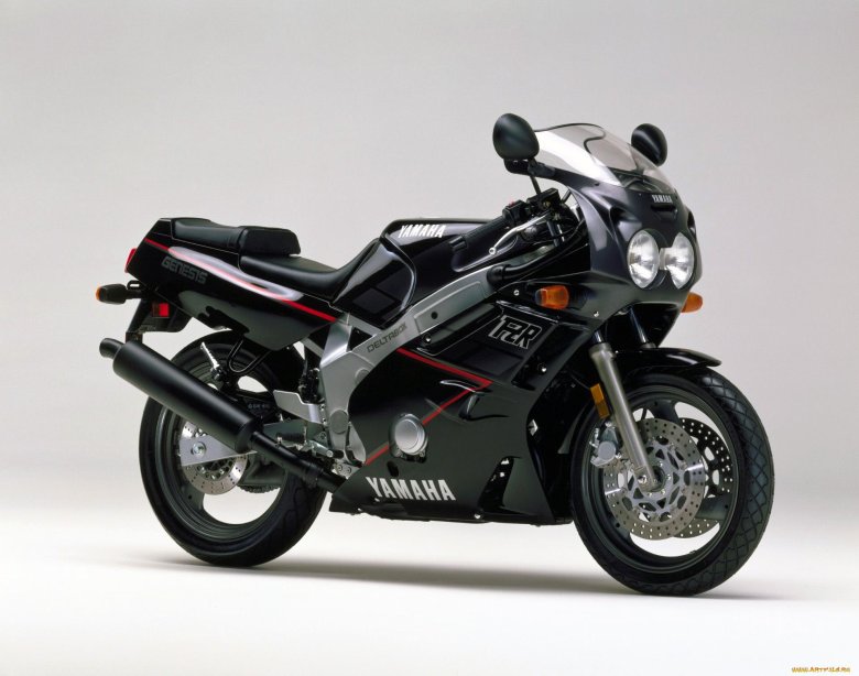 Yamaha fzr 600