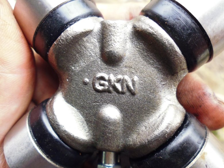 Крестовина нива шевроле