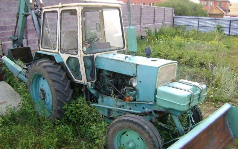 Трактор юмз 2621