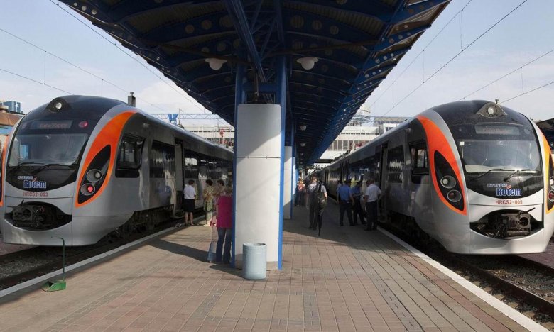 Скоростной поезд «интерсити»