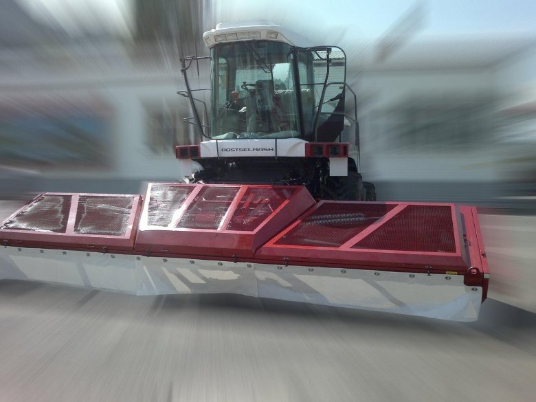 Кормоуборочный комбайн ростсельмаш дон 680м