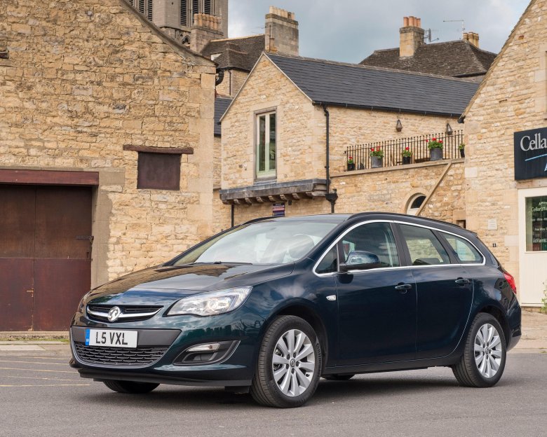 Astra sports tourer 2012