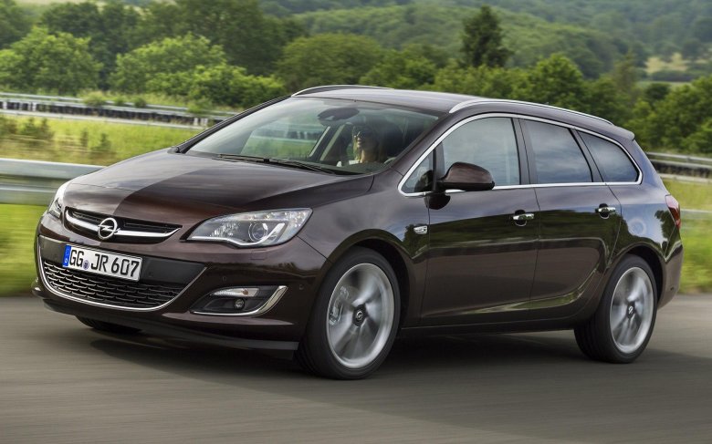 Opel astra sports tourer 2013