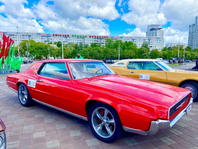 Ford thunderbird 1967