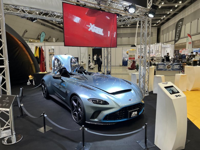 Aston martin vantage 2018