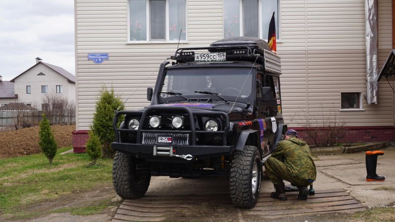 Тюнингованный уаз хантер