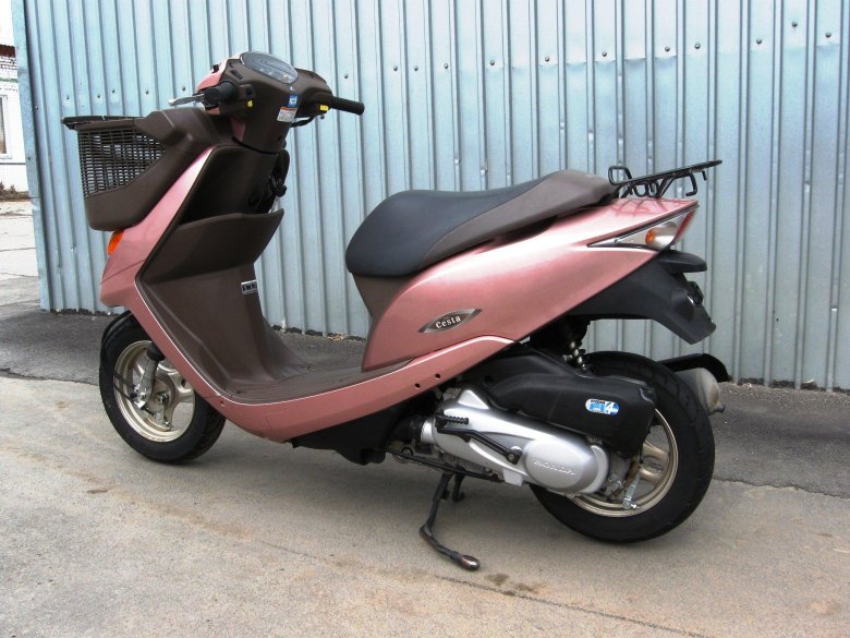 Мопед honda dio