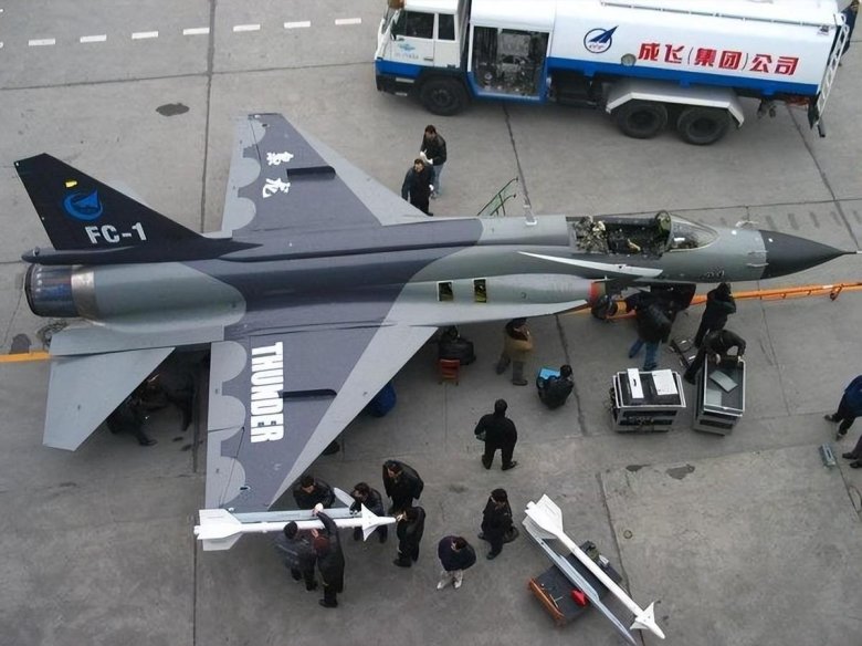 Chengdu fc-1 xiaolong/jf-17