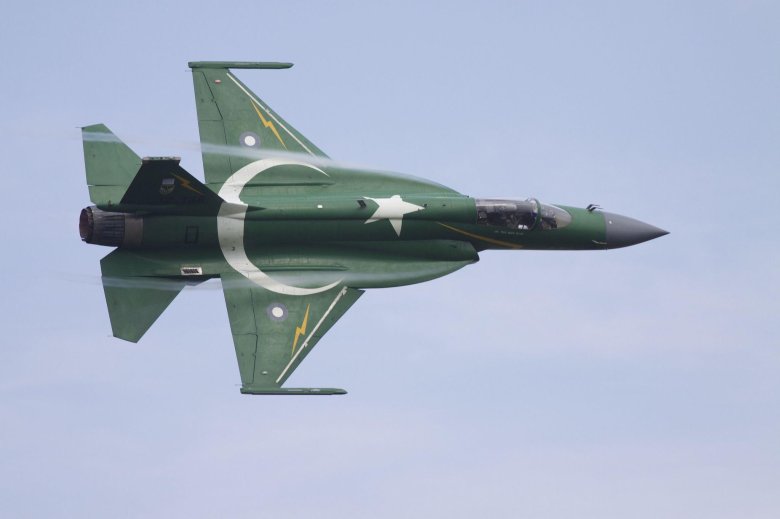 Пакистанский истребитель jf-17