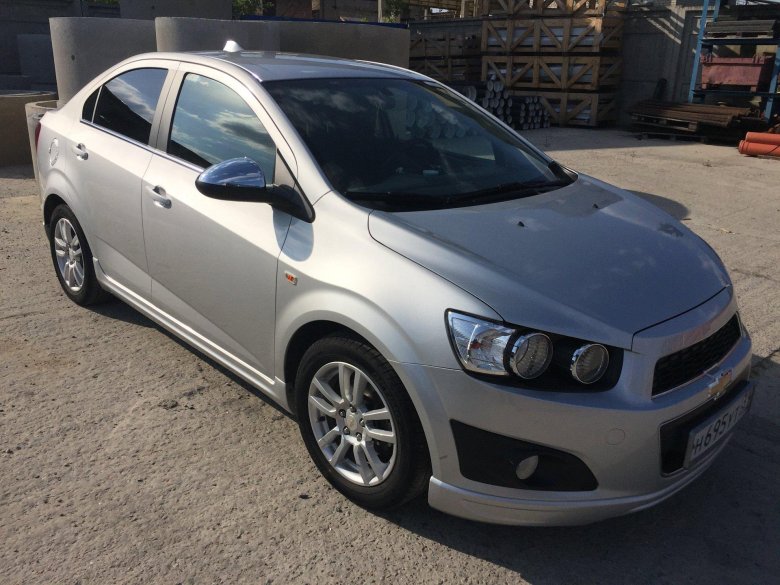 Шевроле авео 2014 серебристый