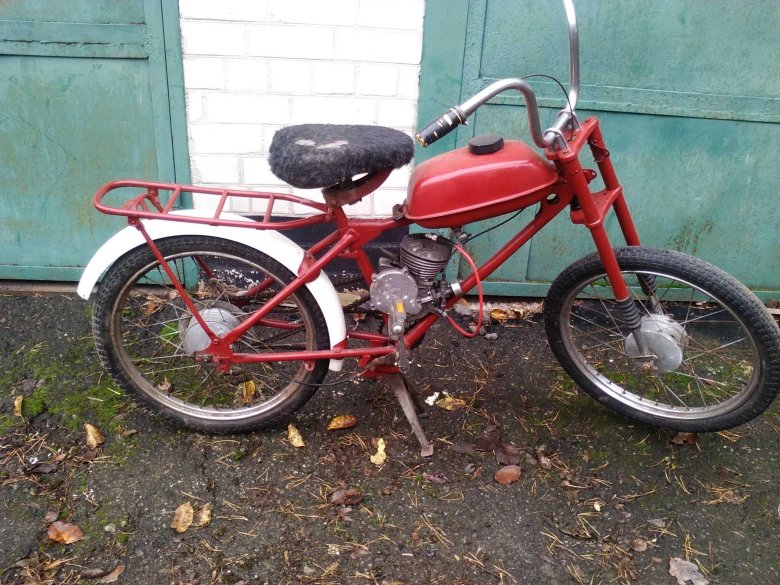 Мопед д 6