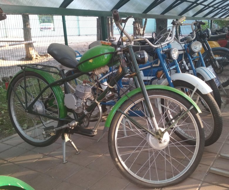 Мотовелосипед рига 7