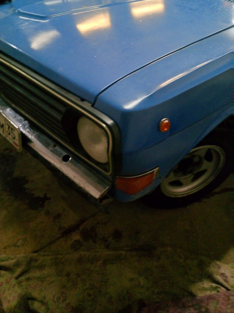 Газ 24 голубая