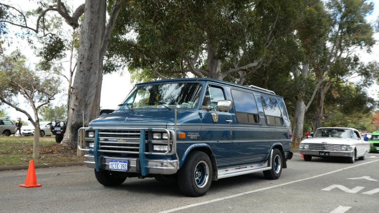 Chevrolet van 1992
