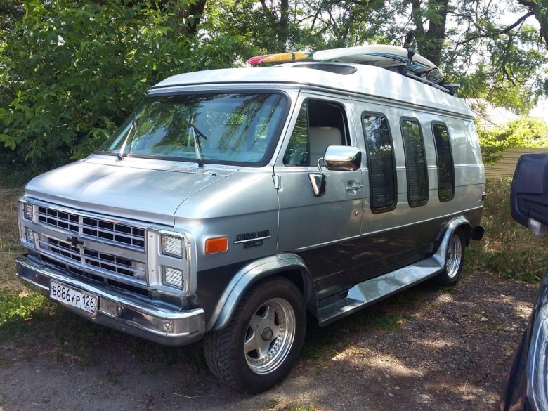 Chevrolet van 1989