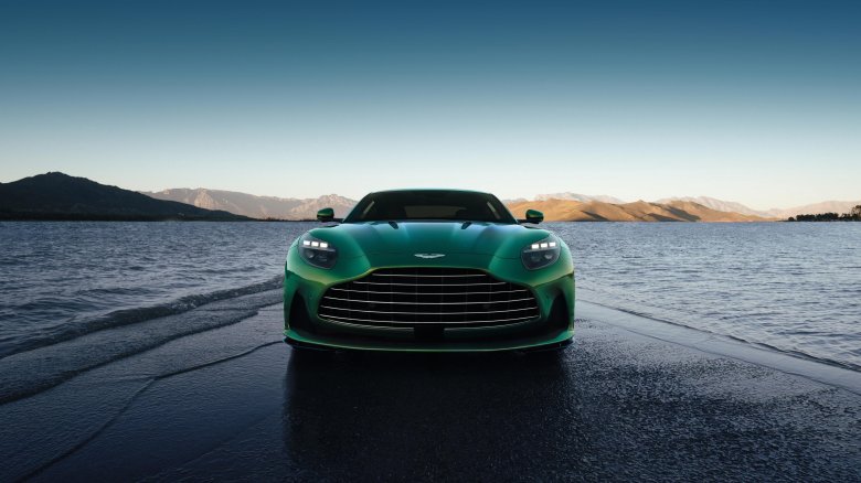 Астон мартин 2024