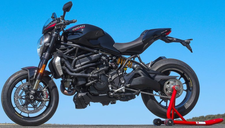 Ducati monster 1200r