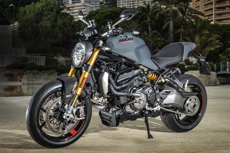 Ducati monster 1200s