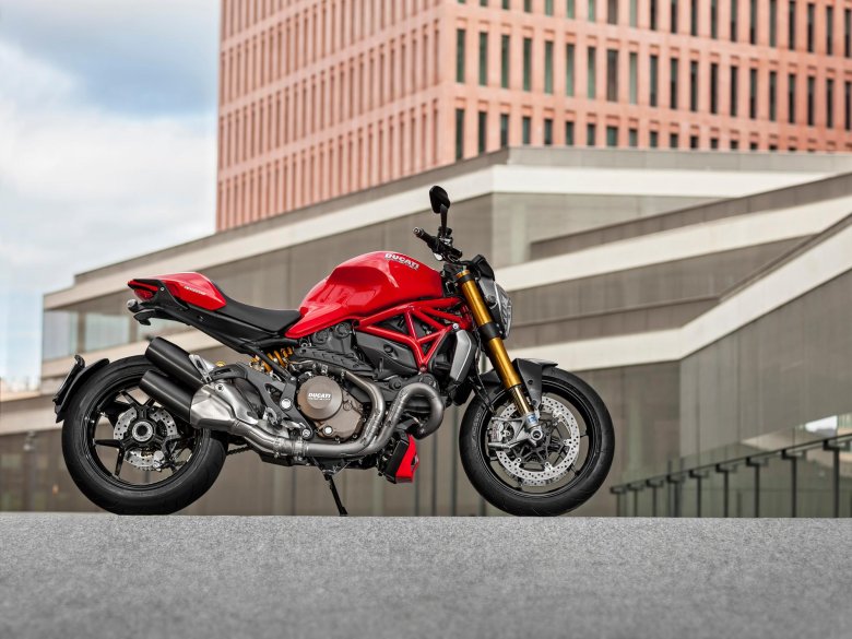 Ducati monster 1200s