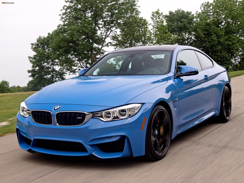 Bmw m 4 blue