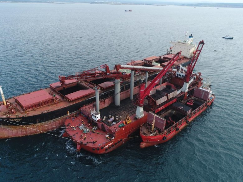 Угольный морской порт шахтерск