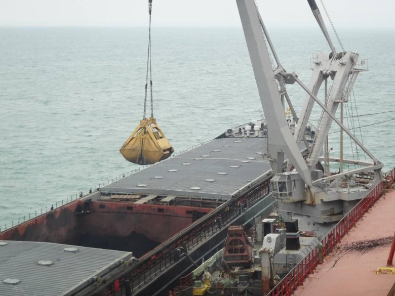 Рейдовая перевалка порт кавказ