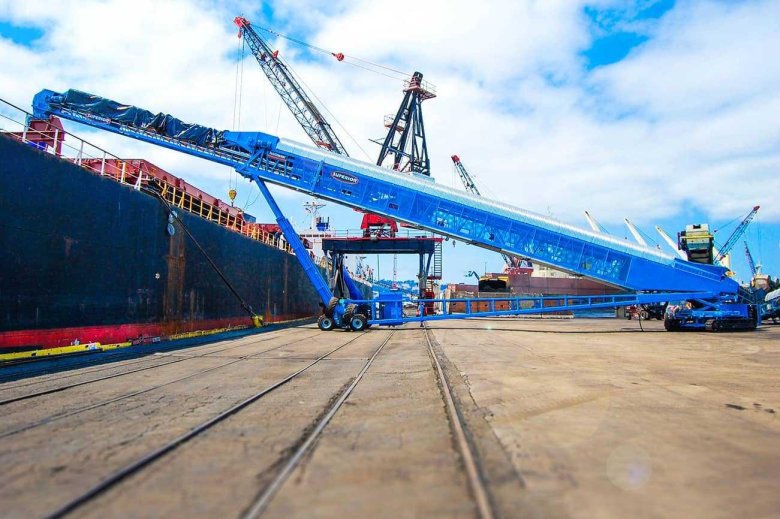 Судопогрузочная машина