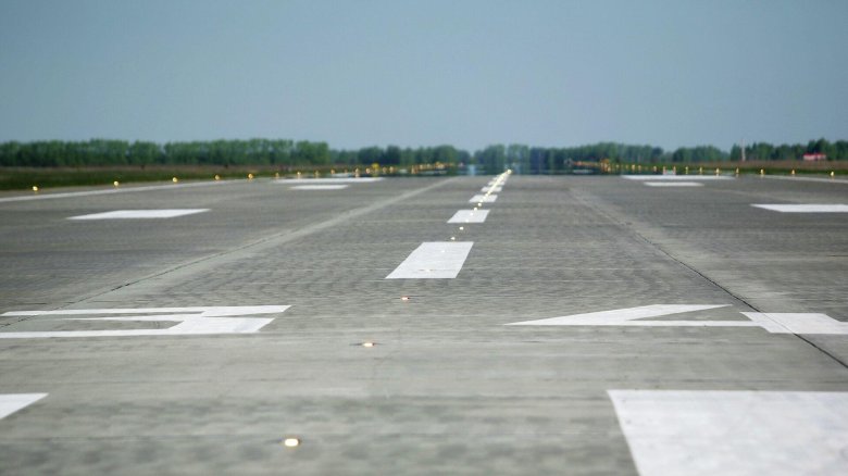Взлетная полоса шереметьево