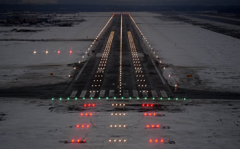 Светосигнальное оборудование аэродромов оми