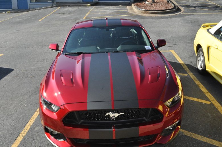 Форд мустанг 2015 черно красный