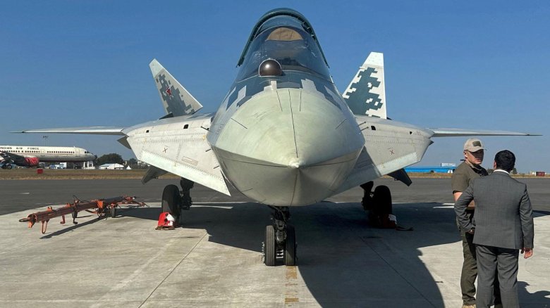 Истребитель пятого поколения су 57