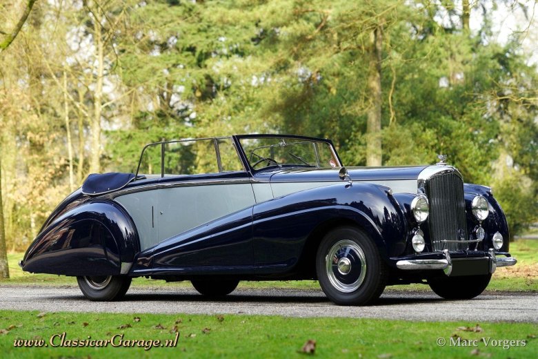 Автомобиль bentley