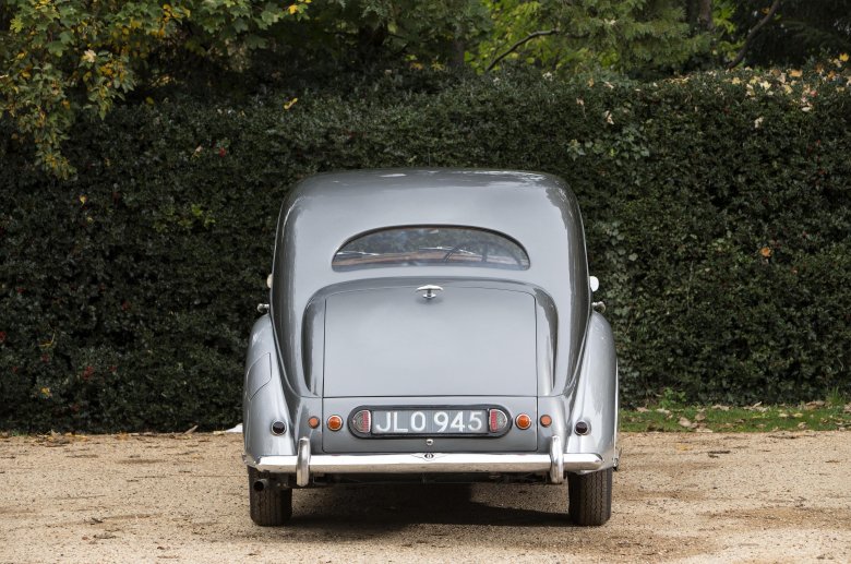 Rolls-royce silver dawn (1949)