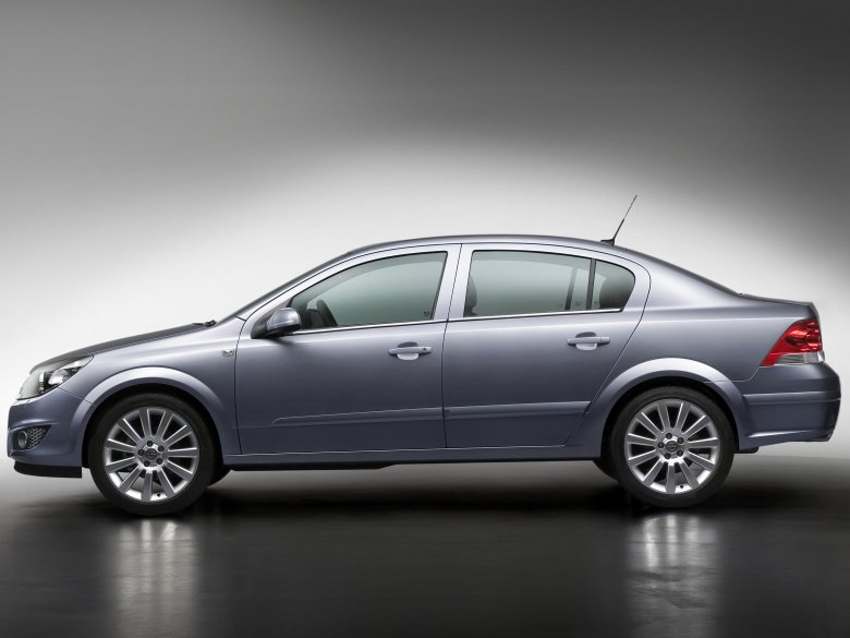 Opel astra h sedan