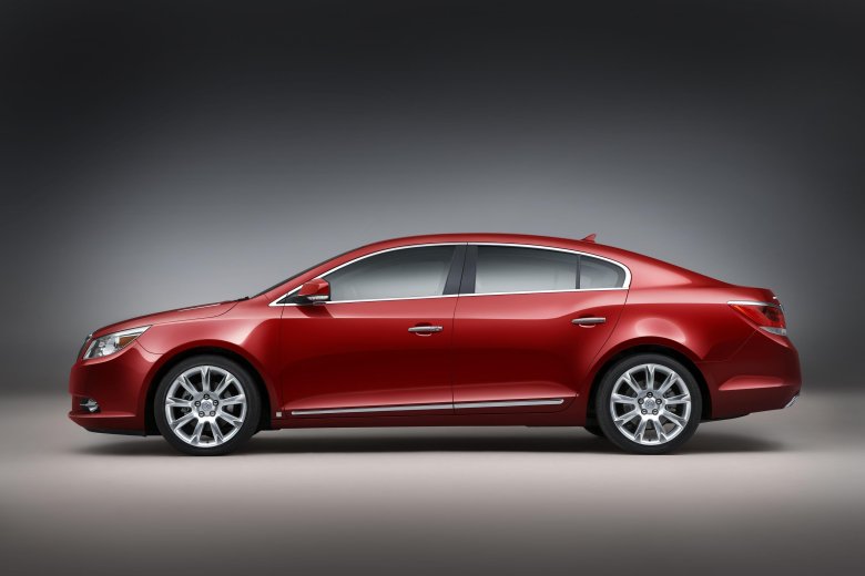 Buick lacrosse 2010