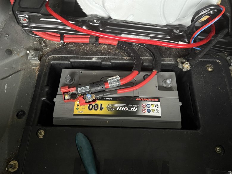 Аккумулятор бмв ф10