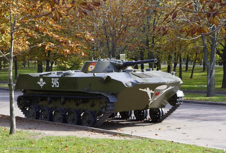 Боевая машина десанта бмд-1