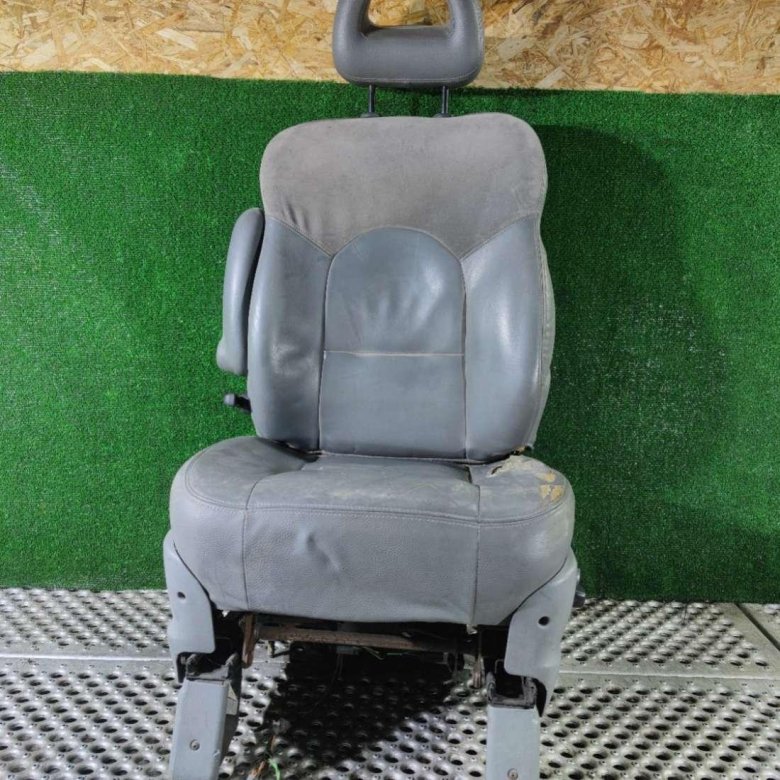 Сиденья крайслер вояджер 4